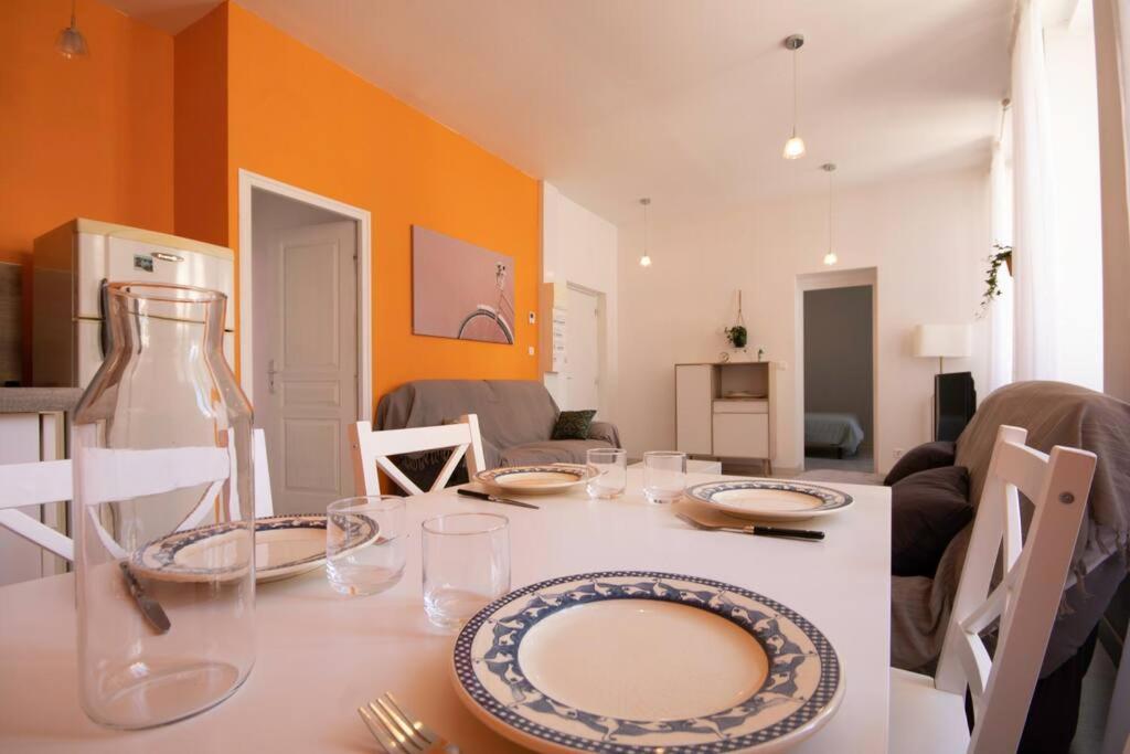 LA FONTAINE NEUVE-AVALLON-4 PERSONNES-1 CHAMBRE-3 LITS-parking-wifi Extérieur photo