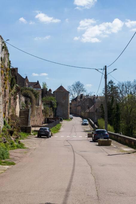 LA FONTAINE NEUVE-AVALLON-4 PERSONNES-1 CHAMBRE-3 LITS-parking-wifi Extérieur photo